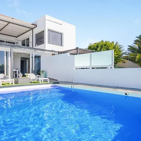 Holiday home Amanecer 4 *